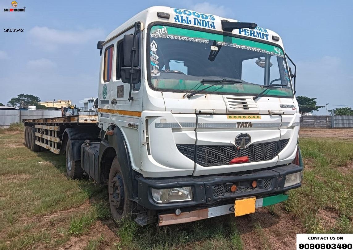 2020 USED FLATBED TRAILER